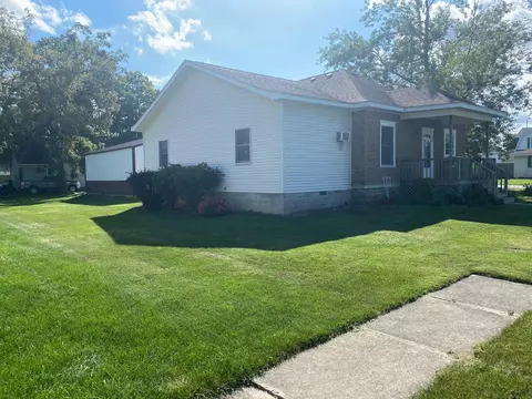 302 E Bates St, Hebron, IN 46341 photo 18