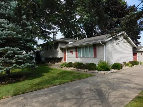 410 E 35th Ave, Griffith, IN 46319 photo 4