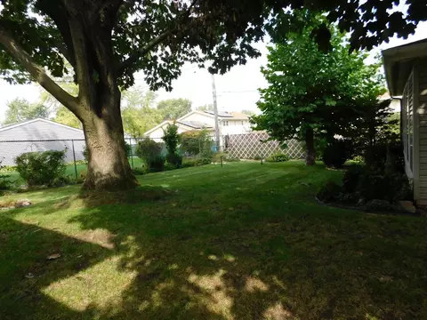 410 E 35th Ave, Griffith, IN 46319 photo 9