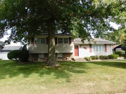 410 E 35th Ave, Griffith, IN 46319 photo 1