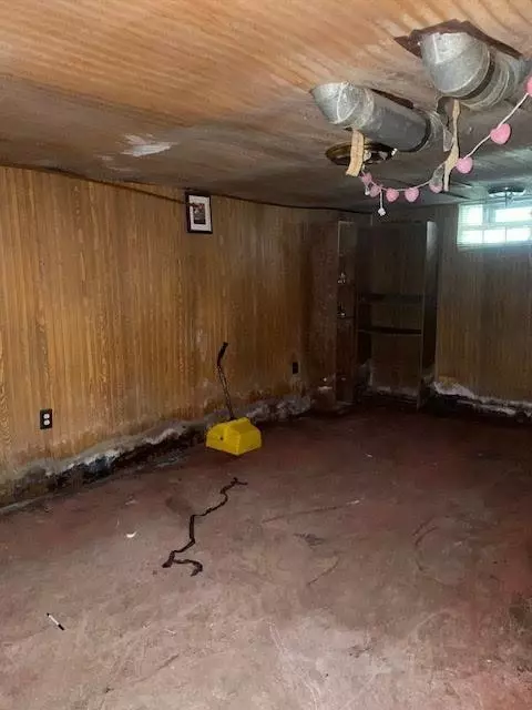 565 Ralston St, Gary, IN 46406 photo 9