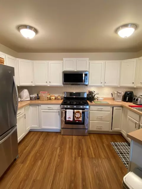 654 Beech Ct, Lowell, IN 46356 photo 9