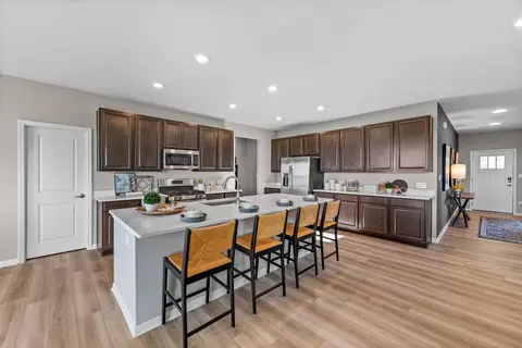 4025 Brander Dr, Valparaiso, IN 46383 photo 12