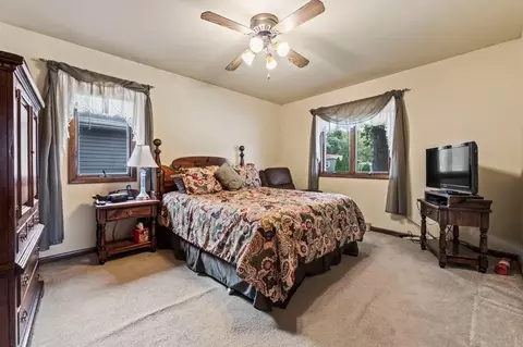 424 S Park Dr, Griffith, IN 46319 photo 19
