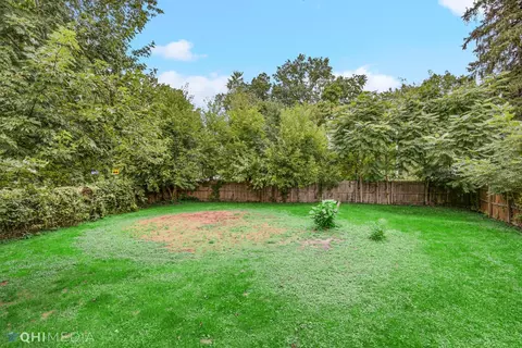 565 Pinecrest Dr, Porter, IN 46304 photo 20