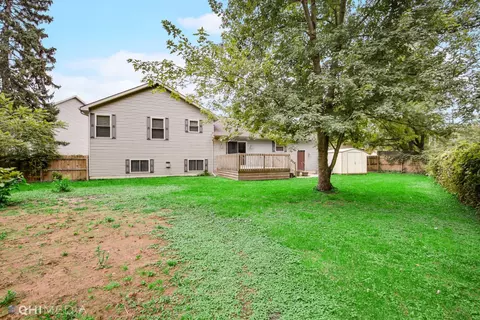 565 Pinecrest Dr, Porter, IN 46304 photo 22