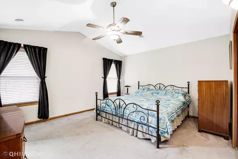 565 Pinecrest Dr, Porter, IN 46304 photo 13