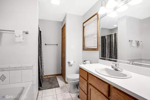 565 Pinecrest Dr, Porter, IN 46304 photo 15