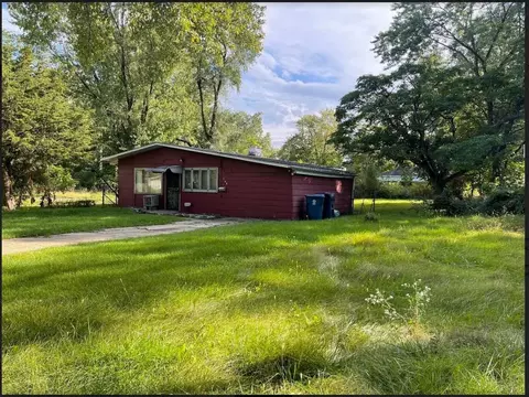 709 E 48th Pl, Gary, IN 46409 photo 3