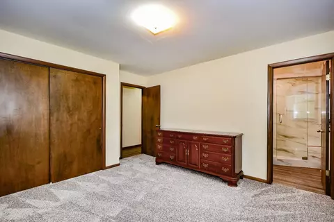 9020 Bryan St, Crown Point, IN 46307 photo 19