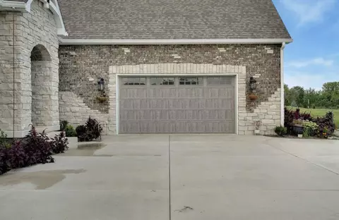 100 Bergamo Ln, Crown Point, IN 46307 photo 8