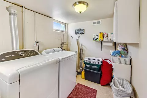 1032 N Dwiggins Ave, Griffith, IN 46319 photo 13