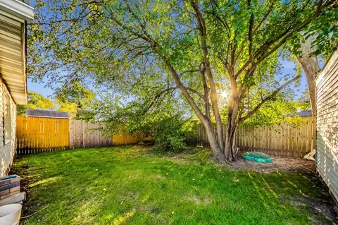 1032 N Dwiggins Ave, Griffith, IN 46319 photo 16
