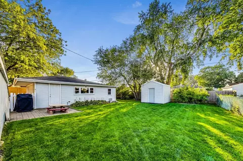 1032 N Dwiggins Ave, Griffith, IN 46319 photo 15
