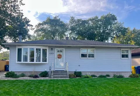 1032 N Dwiggins Ave, Griffith, IN 46319 photo 1