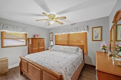 253 Walnut Ln, Crown Point, IN 46307 photo 10