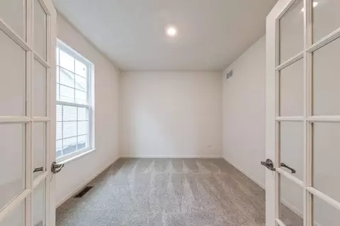 11140 Michigan Pl, Crown Point, IN 46307 photo 5