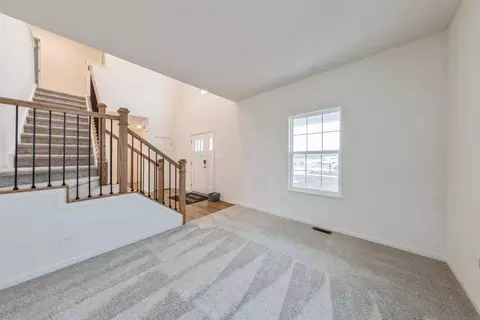 11140 Michigan Pl, Crown Point, IN 46307 photo 2
