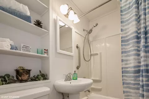 3192 Sobieski St, New Chicago, IN 46342 photo 10