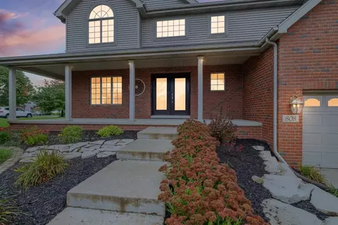 808 Will Ct, Crown Point, IN 46307 photo 4