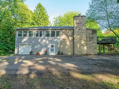 749 N 200, Valparaiso, IN 46383 photo 2