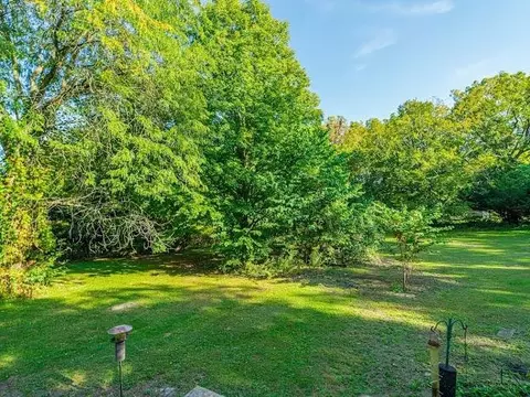 749 N 200, Valparaiso, IN 46383 photo 18