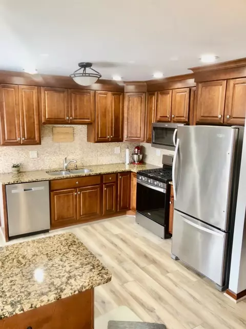 141 Carnation St, Dyer, IN 46311 photo 6