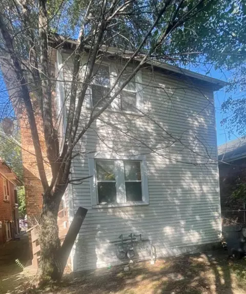 1061 Van Buren St, Gary, IN 46402 photo 9