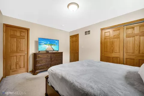 351 S Boo Rd # -D, Burns Harbor, IN 46304 photo 12