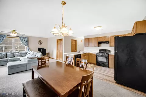 351 S Boo Rd # -D, Burns Harbor, IN 46304 photo 8