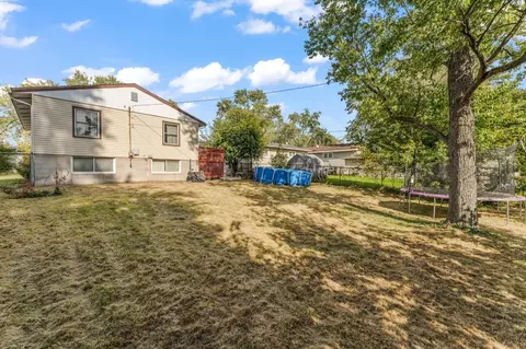 709 E 40th Pl, Griffith, IN 46319 photo 15