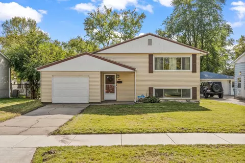 709 E 40th Pl, Griffith, IN 46319 photo 1