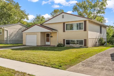 709 E 40th Pl, Griffith, IN 46319 photo 2