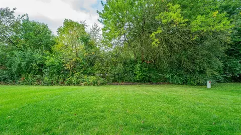 1250 Sawgrass Dr, Griffith, IN 46319 photo 25