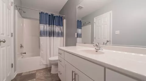 1250 Sawgrass Dr, Griffith, IN 46319 photo 19