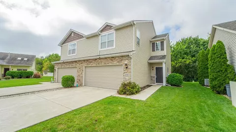 1250 Sawgrass Dr, Griffith, IN 46319 photo 1