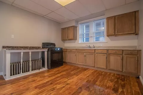 1242 121st St, Whiting, IN 46394 photo 4