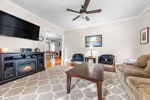 117 N Jackson St, Crown Point, IN 46307 photo 6