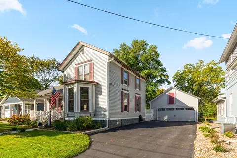 117 N Jackson St, Crown Point, IN 46307 photo 2