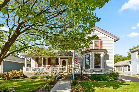 117 N Jackson St, Crown Point, IN 46307 photo 1