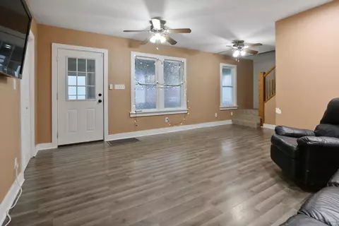406 Thomas St, Crown Point, IN 46307 photo 5