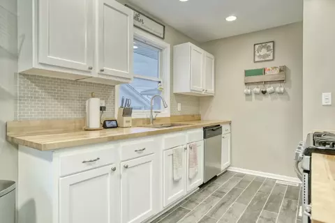 7940 Tapper Ave, Munster, IN 46321 photo 5