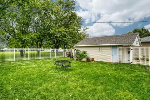 7940 Tapper Ave, Munster, IN 46321 photo 23