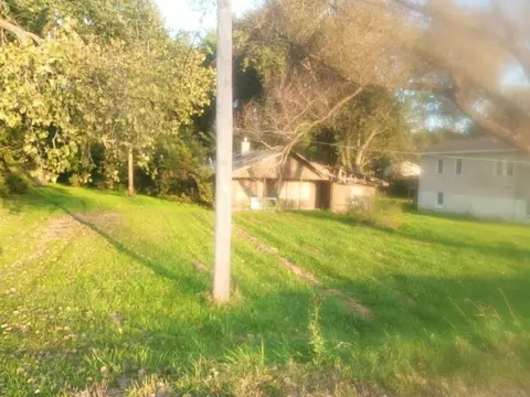 4339 Ross Rd, Gary, IN 46408 photo 3