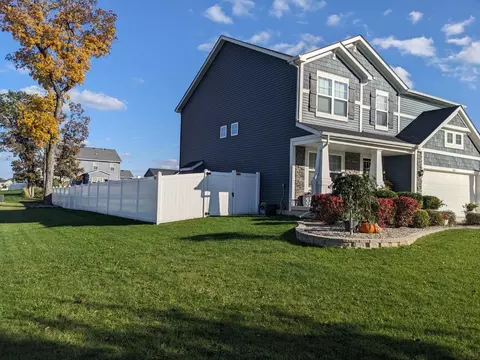 8801 Marquette St, Saint John, IN 46373 photo 1