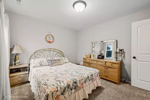 8801 Marquette St, Saint John, IN 46373 photo 18