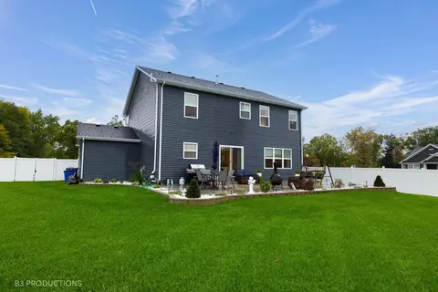 8801 Marquette St, Saint John, IN 46373 photo 21