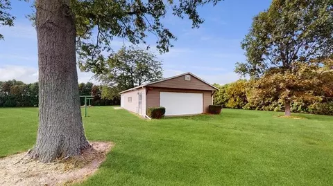 10088 E State Road 4, Walkerton, IN 46574 photo 3