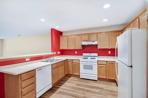 963 Oak Dr, Crown Point, IN 46307 photo 9