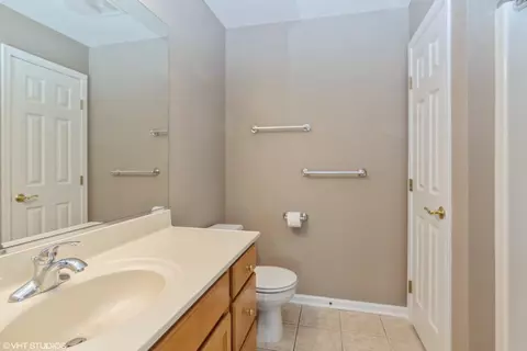 9835 Wildwood Cir #2D, Munster, IN 46321 photo 9
